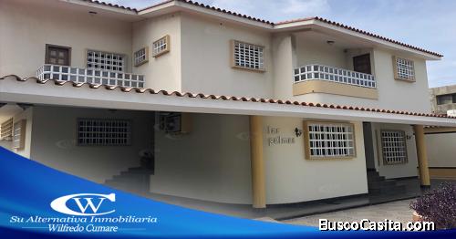 Se vende casa en la Av. Josefa Camejo