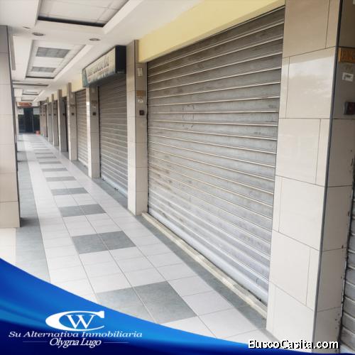 Se vende local en el Centro Comercial Shopping Center