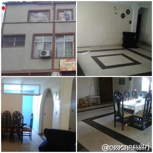 Se Vende Apartamento ubicado en el casco central de Calabozo, Estado Guárico.