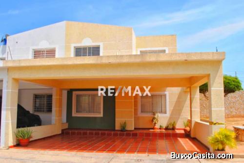 Bello Townhouse  en VENTA  Circuito Cerrado Maracaibo