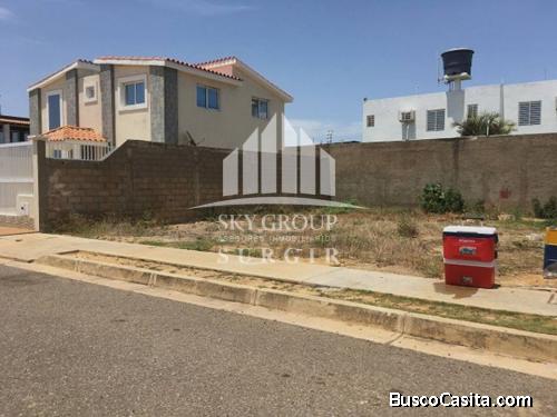 VENTA: Terreno en Conjunto cerrado Urb. Las Virtudes