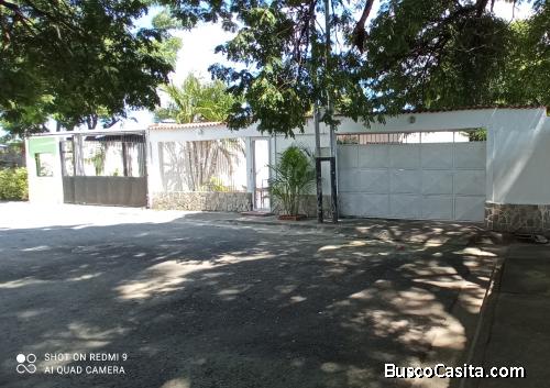 Vendo mi casa grande y bonita 