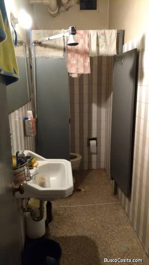 Oficina de 53m en el centro de Caracas para abogados