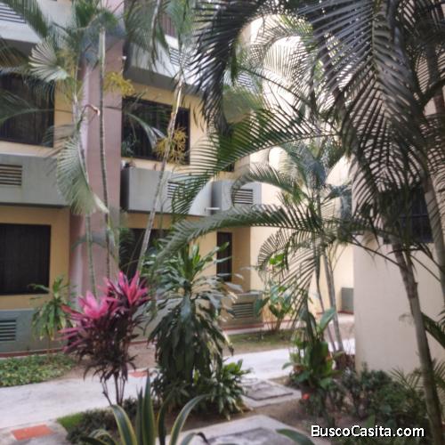 SKY GROUP PLATINUM VENDE Apartamento en Palma de Oro,Agua Blanca