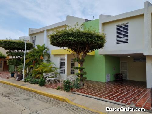 Villa Cerrada  CASA  en Venta  Maracaibo