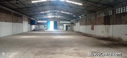 GALPON  CON ALQUILER RELATIVAMENTE BAJO COMPARADO CON OTROS DE LA MISMA CAPACIDAD