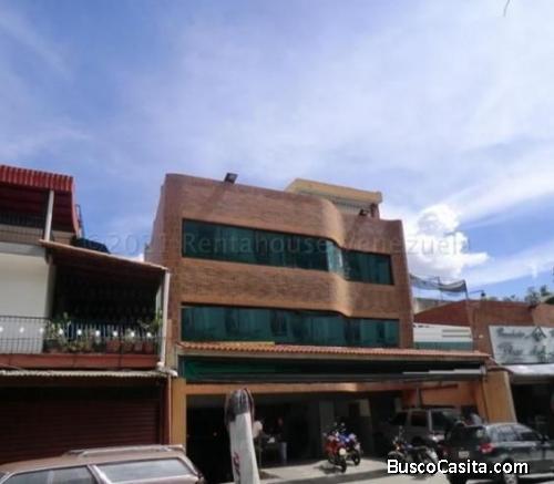 Se vende edificio Sebucan MLS 21-12772