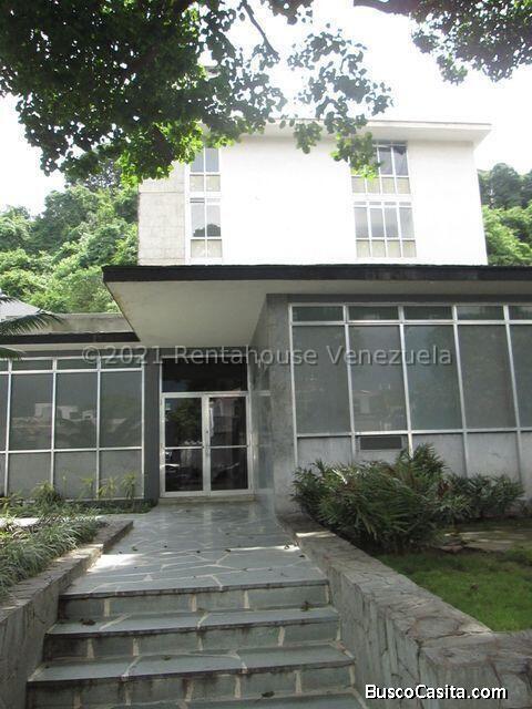 Se vende Edificio Chuao MLS 22-227