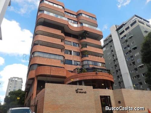 En venta Hermoso Apartamento en Los Palos Grandes MLS 21-21035