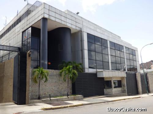 Se vende edificio La Urbina  MLS 20-15144