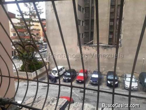 Se vende apartamento San Martín  MLS 21-19717