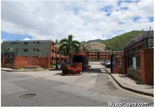 Alquiler Habitación en Apartamento de Familia 