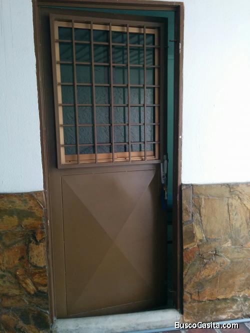 Alquiler Habitación tipo Anexo Independiente en casa de Familia 