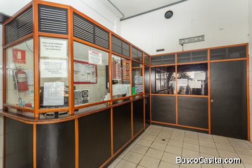 Se Vende Local Comercial a Pie De Calle  en Pérez Bonald a una cuadra del Metro Catia