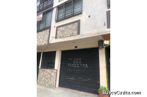 Se Vende Apartamento Con Local Comercial en Tabay (Mérida)