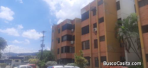 SKY GROUP FOCUS VENDE EXCELENTE APARTAMENTO, URB LA GRANJA,  RES.PAUJI, NAGUANAGUA 