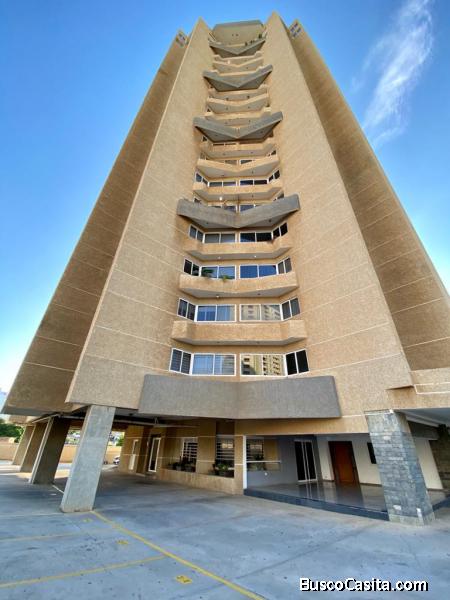 Muy Acogedor  y Amplio Apartamento  ALQUILER
