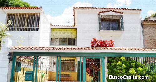 CAMARGO&GUEVARA BIENES RAÍCES VENDE CASA EN CORACREVI CARACAS