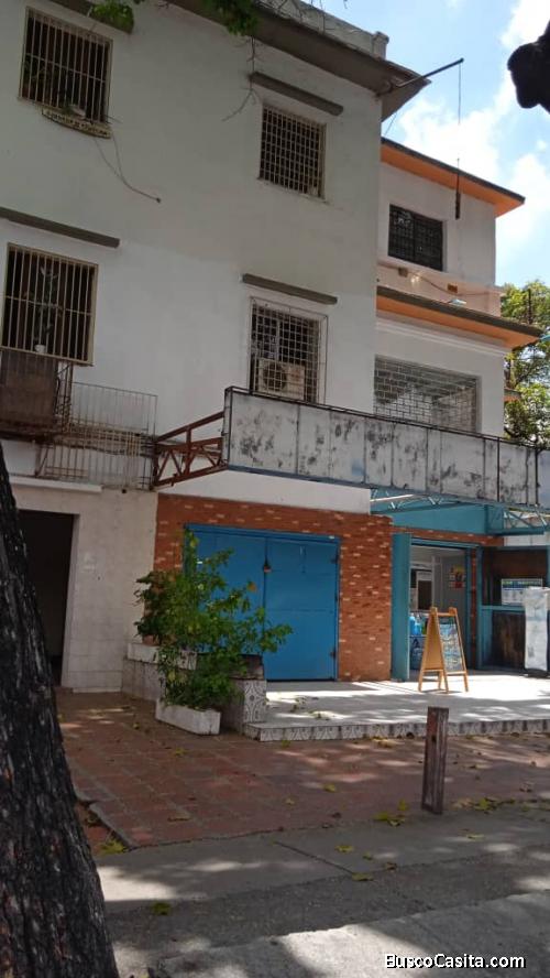 Edificio en Caracas, Santa Mónica EN VENTA potencial inversión