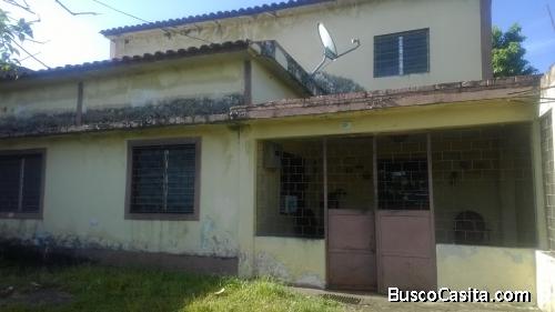 vendo casa ubicada en la Avenida Orinoco C/C Avenida Juncal. Maturin, Monagas