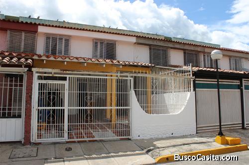 Se Vende Casa (tipo townhouse) en La Hechicera | Mérida