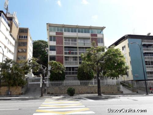 Apartamentos En Venta cumbres de curumo  EQ21-12133 