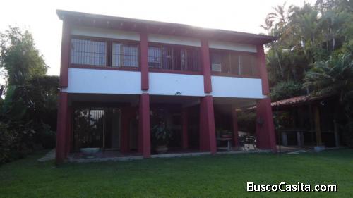 Casa en venta la lagunita country club EQ21-8792