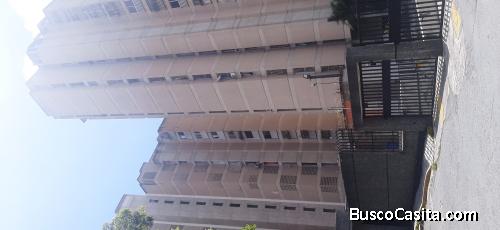 Se vende Excelente Aparatamento Urb Los Dos  Caminos 