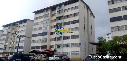 Apartamento en Av Las Americas Res Luis Fgier 