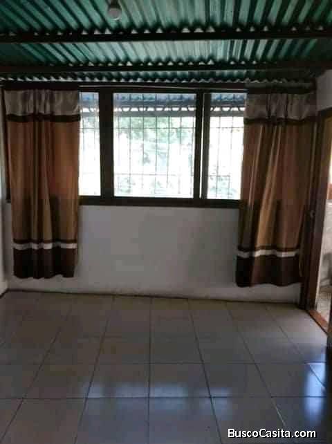 Anexo en alquiler para matrimonio