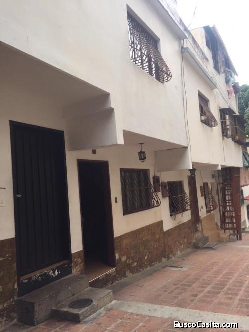 VENTA DE CASA EN CARACAS - VENEZUELA