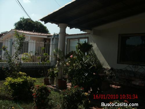 SE VENDE CASA EN ARAURE  PORTUGUESA 