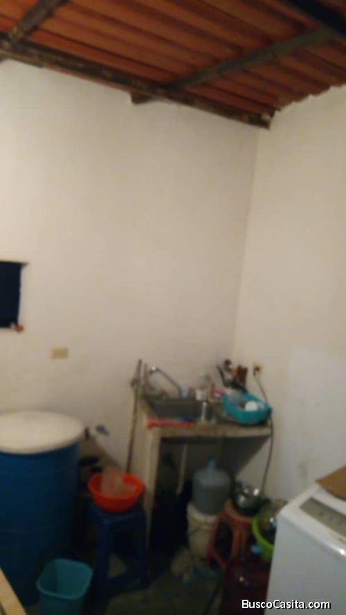Vendo casa 2do piso