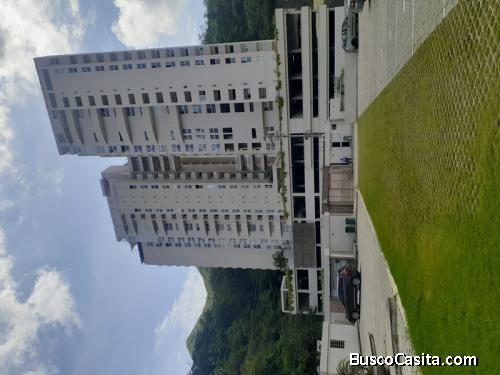 APARTAMENTO EN RES. ICEBERG. EL RINCON MAÑONGO