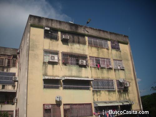 Apartamento en Venta en Rafael Urdaneta Flor amarillo, Carabobo para iniciar nueva familia.