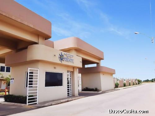 Mar Oriente, Nueva Barcelona. Amplio Town House en venta 