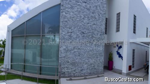 Casa en venta,Los Samanes, MLS 22-2776 María Isabel Serrano  0414-1354910 