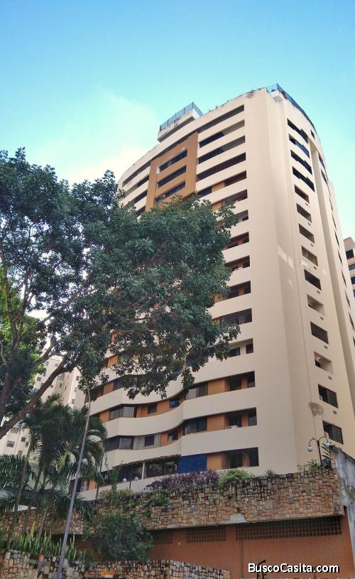 Sky Group vende un apartamento de 3 habitaciones, 2 baños y 2 p.e. techados