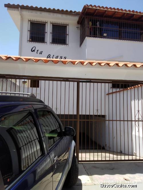 Vendo Aparto-Quinta en Urb. Prebo .