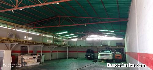 Se Vende Galpón Sector Cecilio Acosta Frente al Restaurant Da Silva Maracaibo 