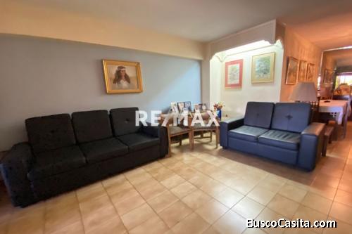 Venta de Apartamento   Edificio Lomas del Viento  (diagonal a Banco Mara) 