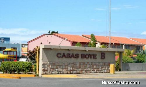Casa Bote B, Lechería. Casa en venta para remodelar