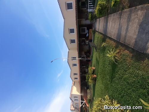 town house en venta en Res. Laguna Club, San Diego