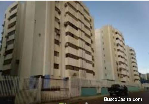 Puerto la cruz sector el frio se vende apartamento remodelado