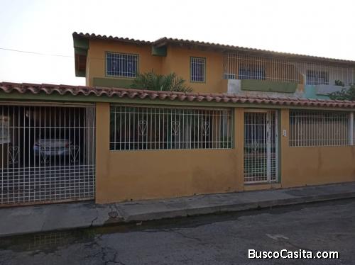 EN VENTA  TH EN NUEVA BARCELONA URBANIZACION LA ESTANCIA