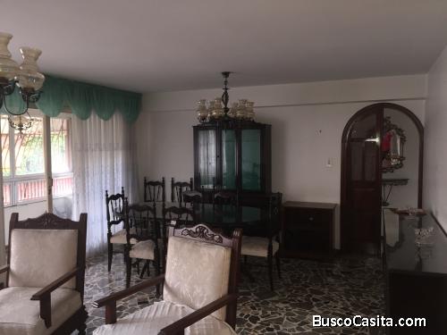 Apartamento  en la Av. Ohiggins - El Paraíso 
