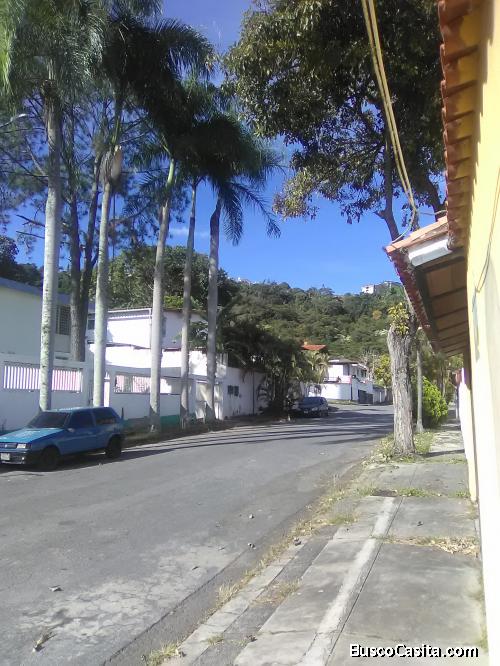 Anexo en urbanización de lujo