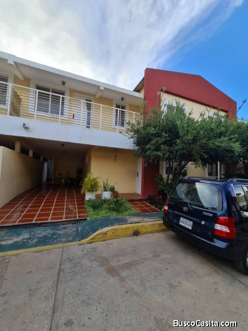 Casa venta Maracaibo Villa Doña Rosa 21221
