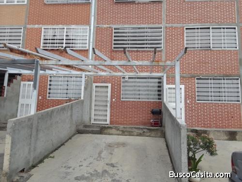 Casa tipo Townhouse en Guatire, Urb. Bonaventure Country Club, El Ingenio