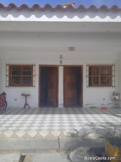 En venta casa bifamiliar Higuerote zona del este